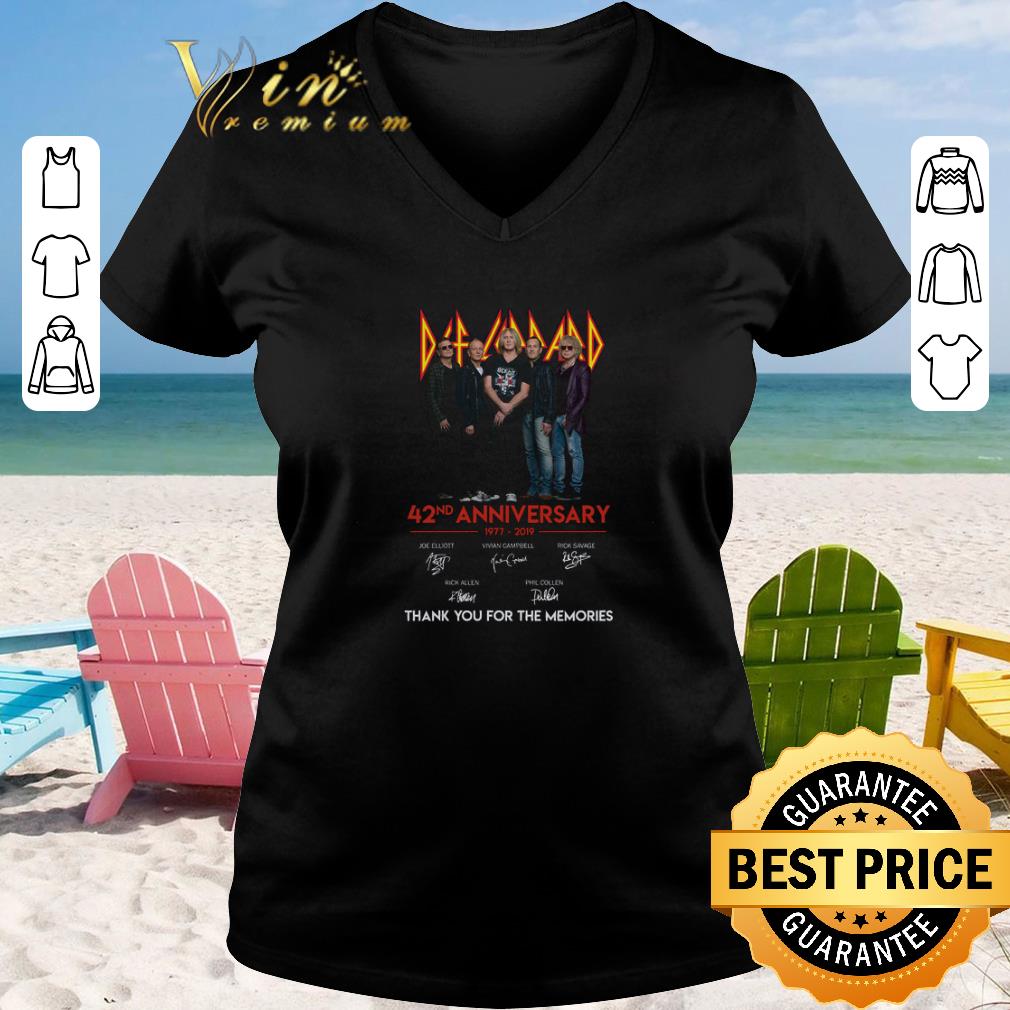 Top Def Leppard 42nd anniversary 1977 2019 signatures shirt sweater 2019 2 - Top Def Leppard 42nd anniversary 1977-2019 signatures shirt sweater 2019