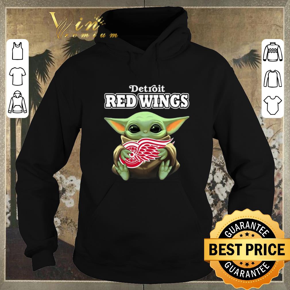 Top Baby Yoda hug Detroit Red Wings shirt sweater 4 - Top Baby Yoda hug Detroit Red Wings shirt sweater