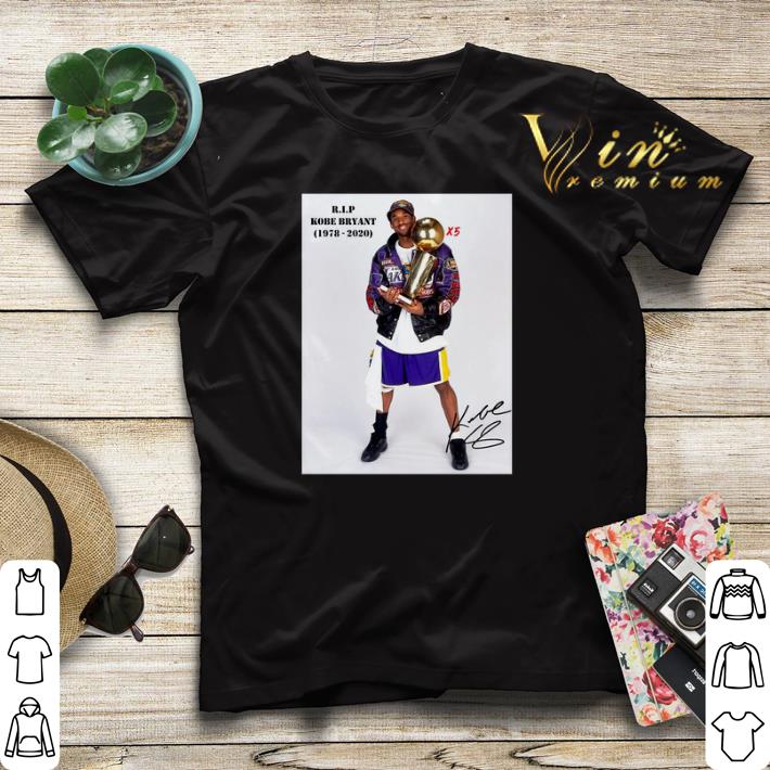 RIP Kobe Bryant X5 Signature 1978 2020 shirt sweater RIP Kobe Bryant X5 Signature 1978 2020 shirt sweater 4 - RIP Kobe Bryant X5 Signature 1978 2020 shirt sweater