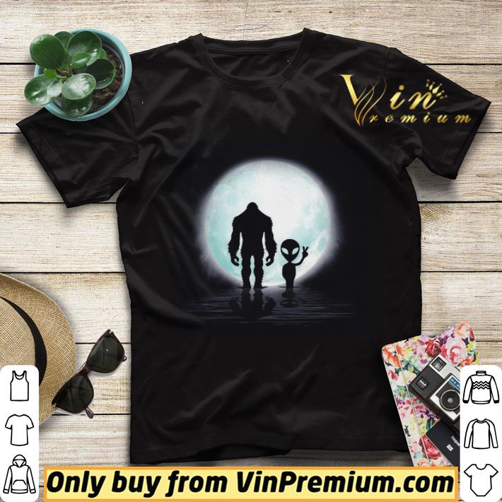 4442fe32 bigfoot and alien peace sign moon shirt sweater 4 - Bigfoot And Alien Peace Sign Moon shirt sweater