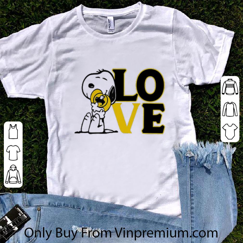 Original Snoopy Hug Heart Love Buffalo Wild Wings shirt