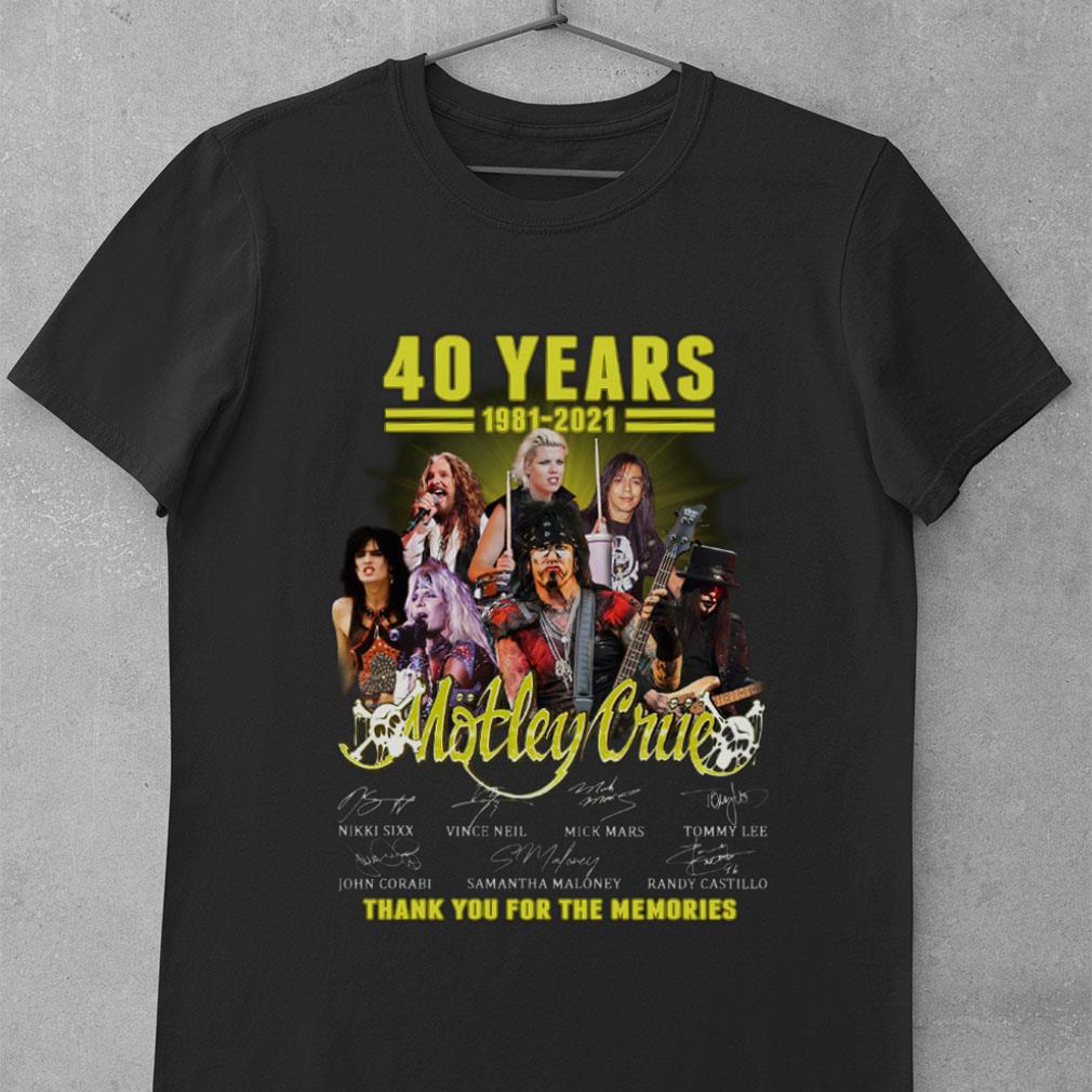 Best 2021 Motley Crue band 40 years Signatures Thank Memories Shirt 2021 Motley Crue band 40 years Signatures Thank Memories Shirt 1 - Best 2021 Motley Crue band 40 years Signatures Thank Memories Shirt