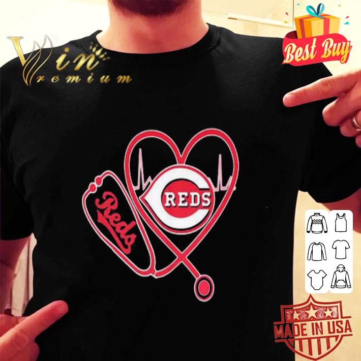Love Cincinnati Reds Stethoscope Heartbeat nurse shirt
