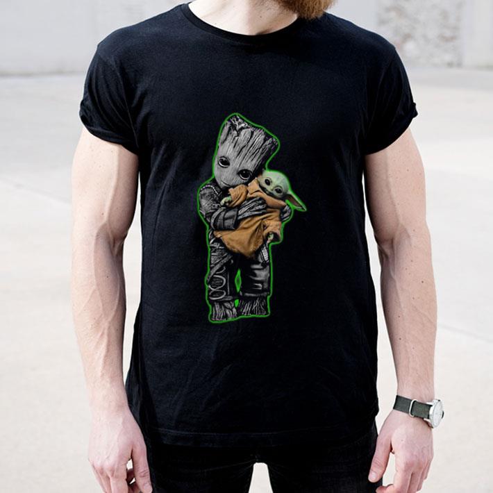 Groot Hug Baby Yodashirt Groot Hug Baby Yodashirt 4 - Groot Hug Baby Yodashirt