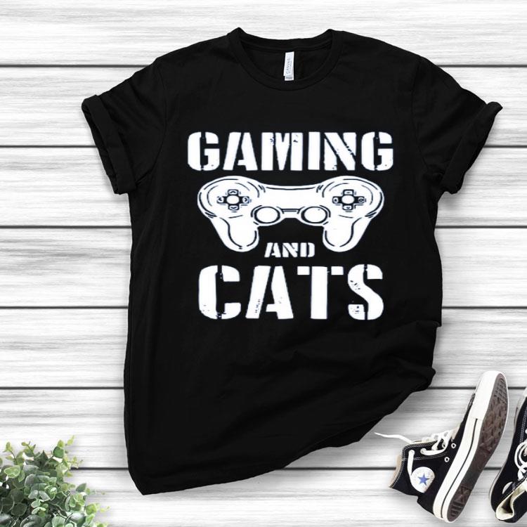 Nice Gaming And Cats Game Control Vintage Video Game Player Shirt