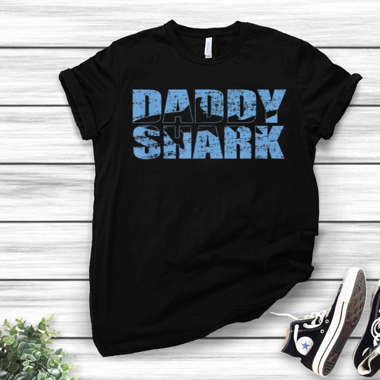 Daddy Shark Father's Day Distressed Gift Shirt