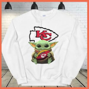 Best Baby Yoda Hug Rugby Chiefs logo Shirt
