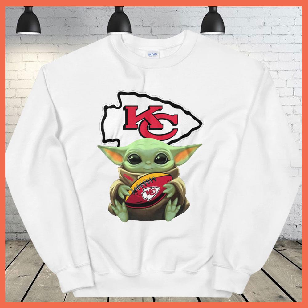 Best Baby Yoda Hug Rugby Chiefs logo Shirt Best Baby Yoda Hug Rugby Chiefs logo Shirt 2 - Best Baby Yoda Hug Rugby Chiefs logo Shirt