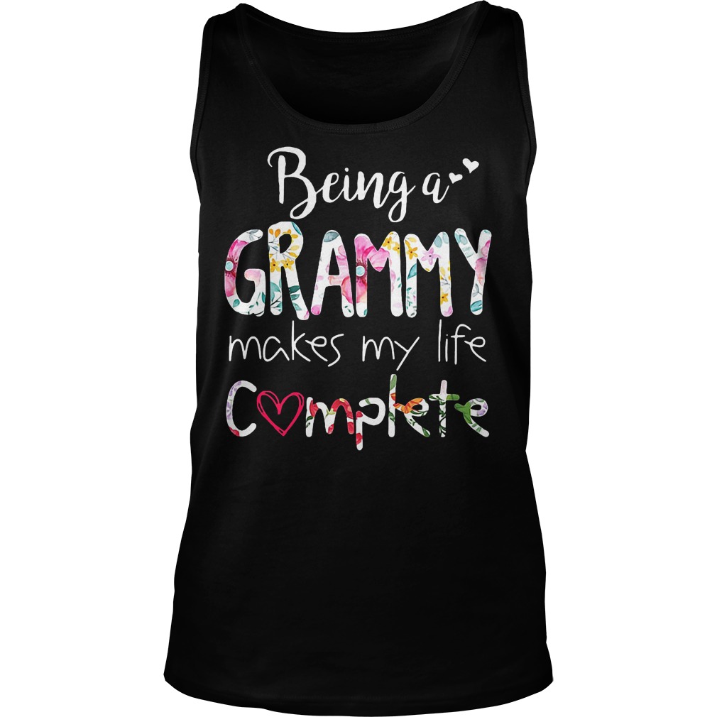 A Grammy Makes Life Complete T-Shirt Tank Top Unisex