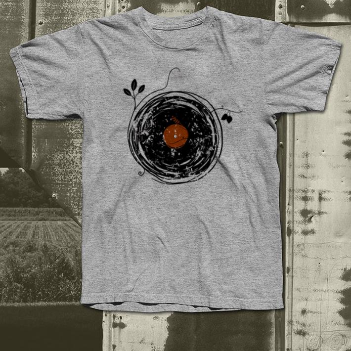 Anchanting viryl decords vintage shirt