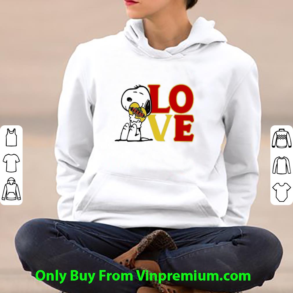 Official Snoopy Hug Heart Love Texas Roadhouse shirt