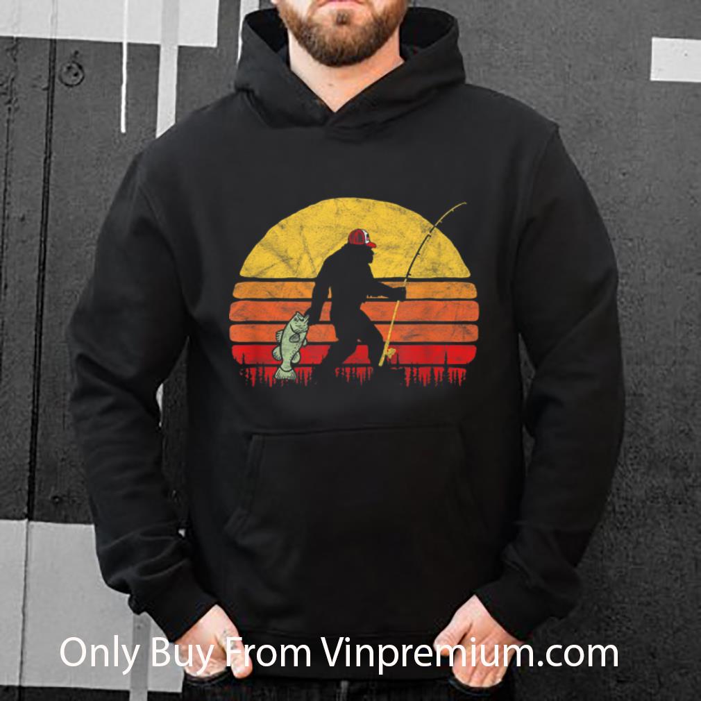 Premium Fishing Bigfoot In Trucker Hat Vintage Retro shirt