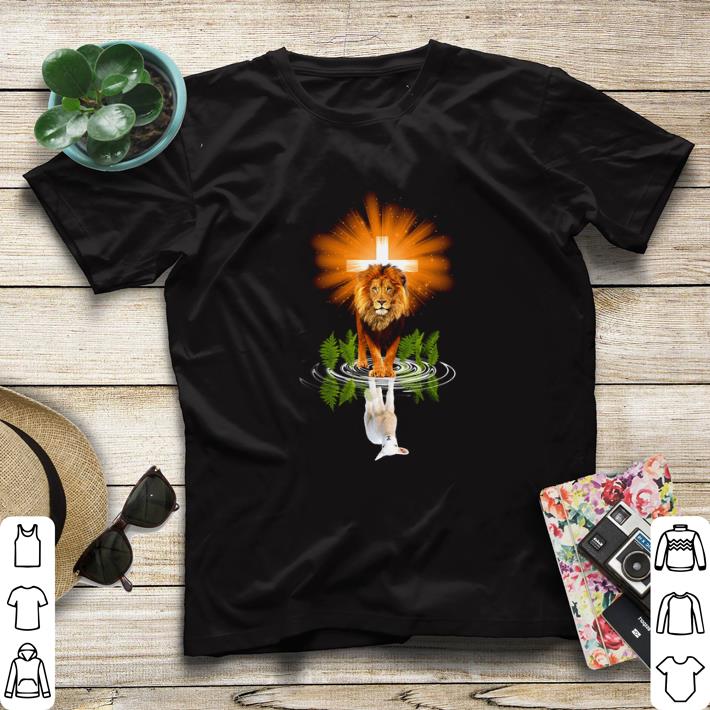 Nice Lion Cross Jesus reflection water mirror Lamb shirt sweater