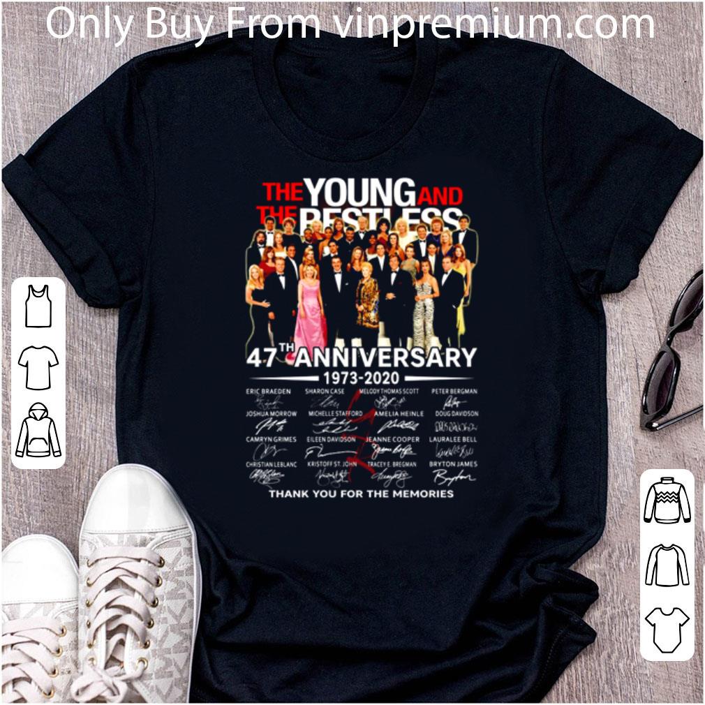 Premium Hocus Pocus Chillin’ Like A Villain shirt