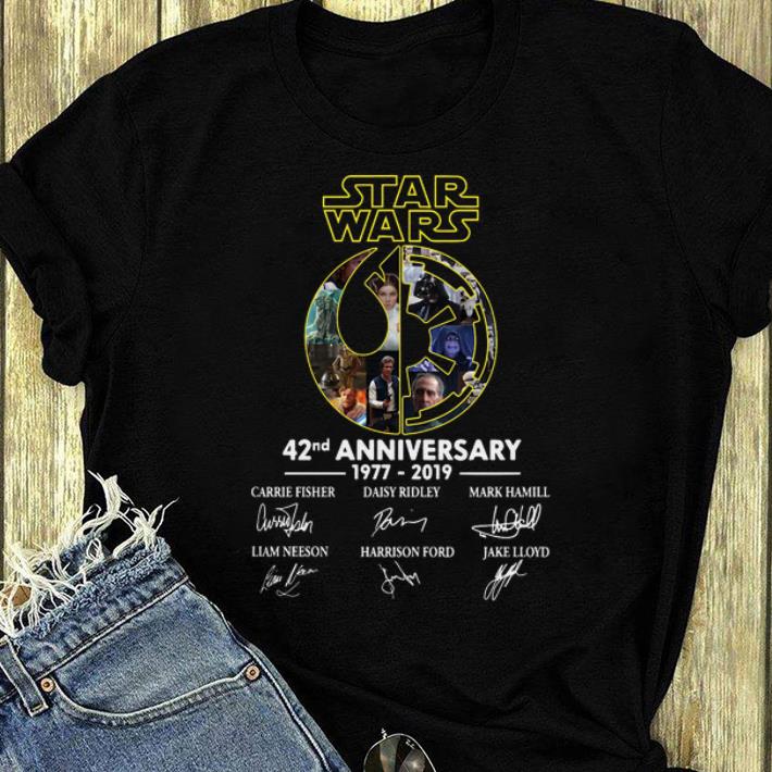 Awesome Star Wars 42nd Anniversary 1977 2019 Signatures shirt 4 - Awesome Star Wars 42nd Anniversary 1977 2019 Signatures shirt