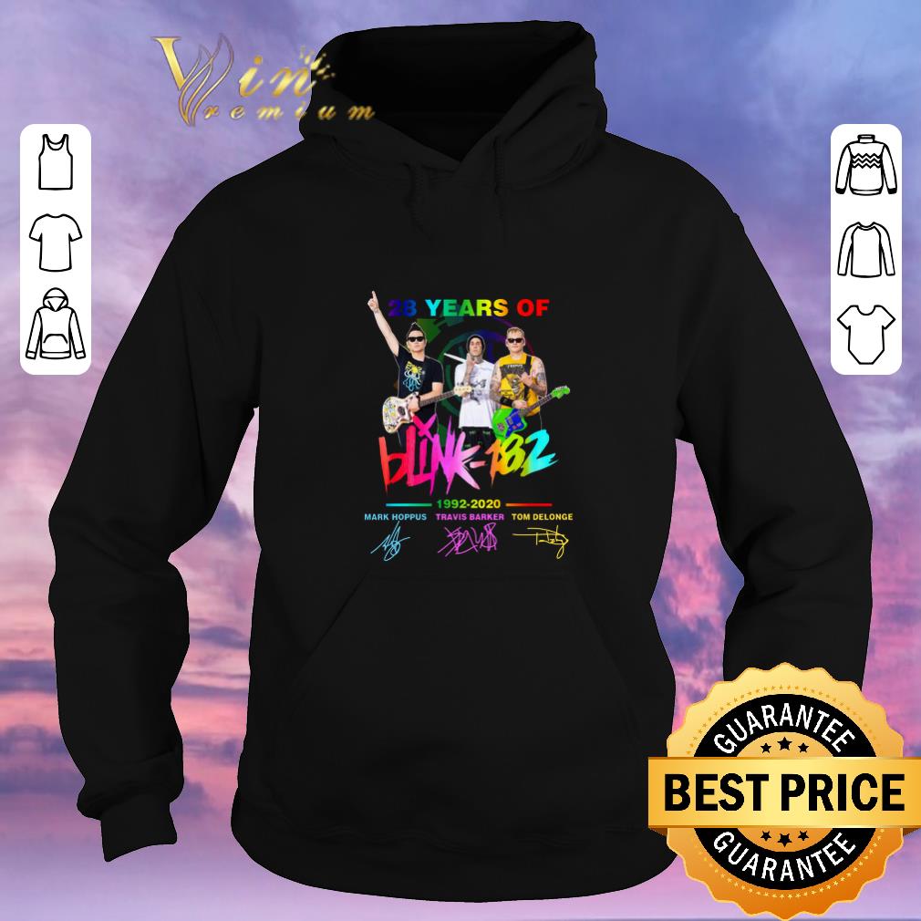 Pretty 28 years of Blink 182 1992 2020 signatures shirt sweater 4 - Pretty 28 years of Blink-182 1992-2020 signatures shirt sweater