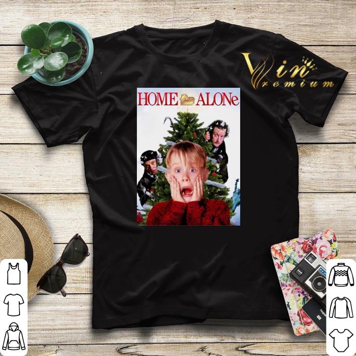 Macaulay Culkin Home Alone Kevin McCallister Christmas shirt sweater Macaulay Culkin Home Alone Kevin McCallister Christmas shirt sweater 4 - Macaulay Culkin Home Alone Kevin McCallister Christmas shirt sweater