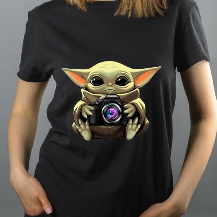 Official Star Wars Baby Yoda Hug Camera shirt 4 - Official Star Wars Baby Yoda Hug Camera shirt