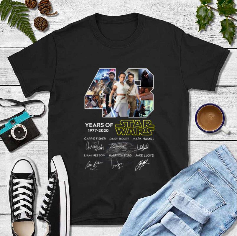 Original 43 Years Of Star Wars Skywalker Characters Signatures shirt 4 - Original 43 Years Of Star Wars Skywalker Characters Signatures shirt