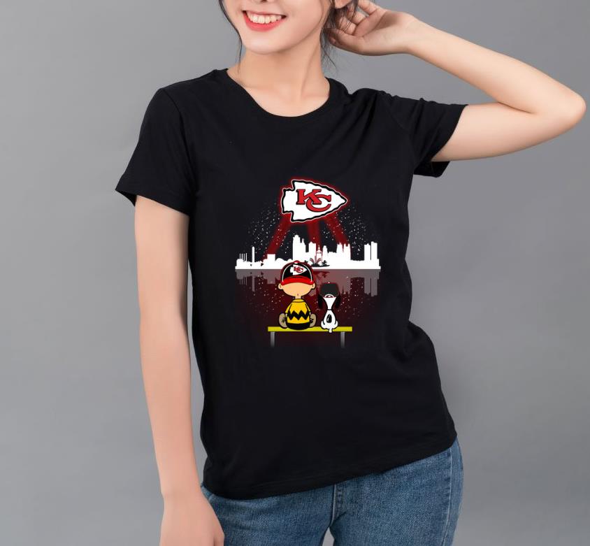 Nice Charlie Brown and Snoopy Watching Kansas City Chiefs shirt 4 - Nice Charlie Brown and Snoopy Watching Kansas City Chiefs shirt