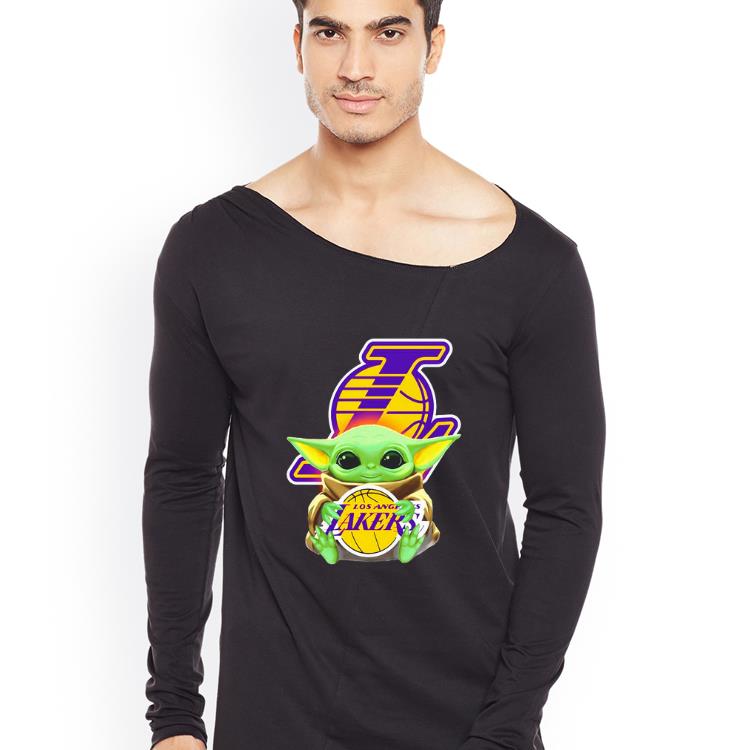 Pretty Star Wars Baby Yoda hug Los Angeles Lakers logo shirt 4 - Pretty Star Wars Baby Yoda hug Los Angeles Lakers logo shirt