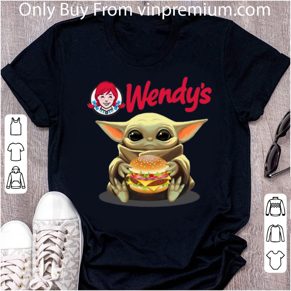 Original Star Wars Baby Yoda Hug Hamburguesa Wendy’s shirt