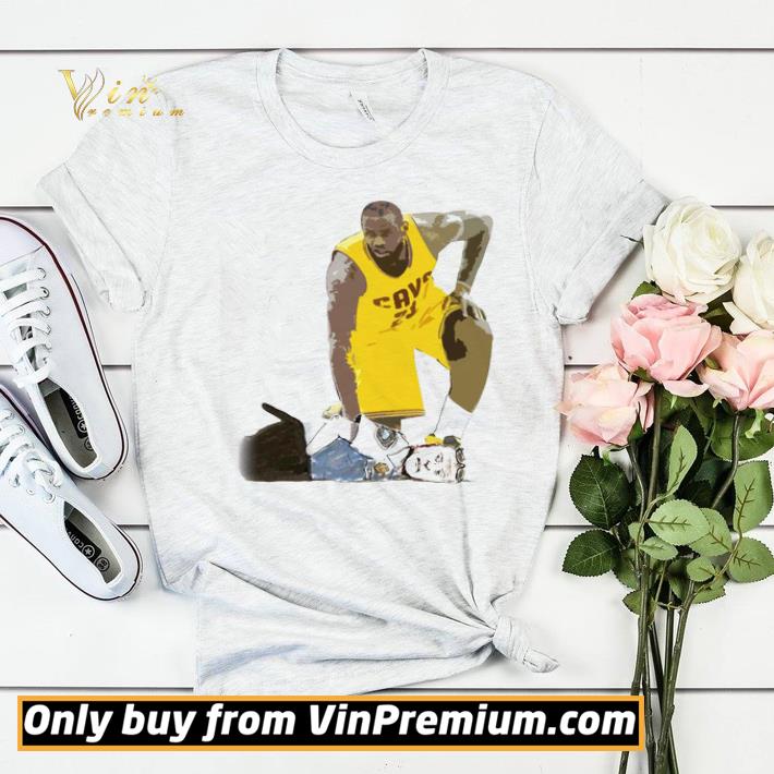 bdfe8652 lebron james kneeling on white police shirt sweater 4 - Lebron James Kneeling on white police shirt sweater