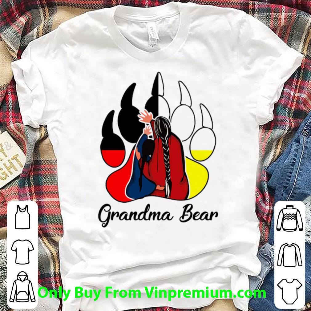 Premium I Just Want To Work In My Garden And Hang Out With My Bees shirt