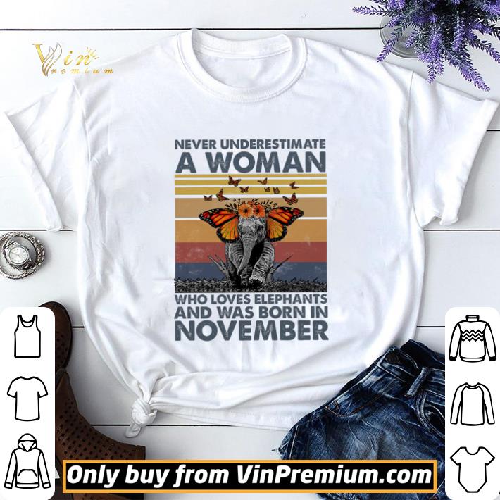 Premium Halloween Witch You Can't Scare Me I'm A Food Server shirt sweater
