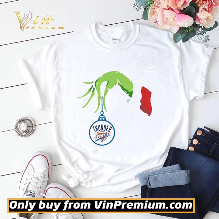 Merry christmas grinch holding oklahoma city thunder okc logo shirt sweater