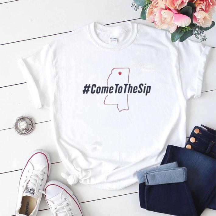 Awesome Assuming I’m just a woman was your first mistake of a grumpy old trucker shirt sweater
