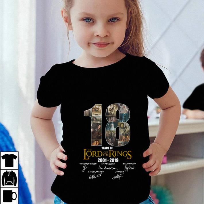 18 Years Of The Lord Of The Rings 2001-2019 signatures shirt sweater 18 Years Of The Lord Of The Rings 2001 2019 signatures shirt sweater 4 - 18 Years Of The Lord Of The Rings 2001-2019 signatures shirt sweater