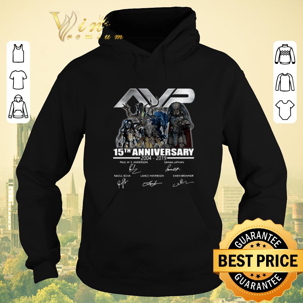 Original Signatures AVP Alien vs Predator 15th Anniversary 2004 2019 shirt Original Signatures AVP Alien vs Predator 15th Anniversary 2004 2019 shirt 4 - Original Signatures AVP Alien vs Predator 15th Anniversary 2004 2019 shirt