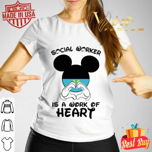Mickey Mouse Social worker is a work of heart Covid-19 shirt