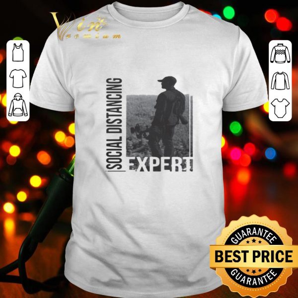 Bow-life Social Distancing Expert Coronavirus shirt