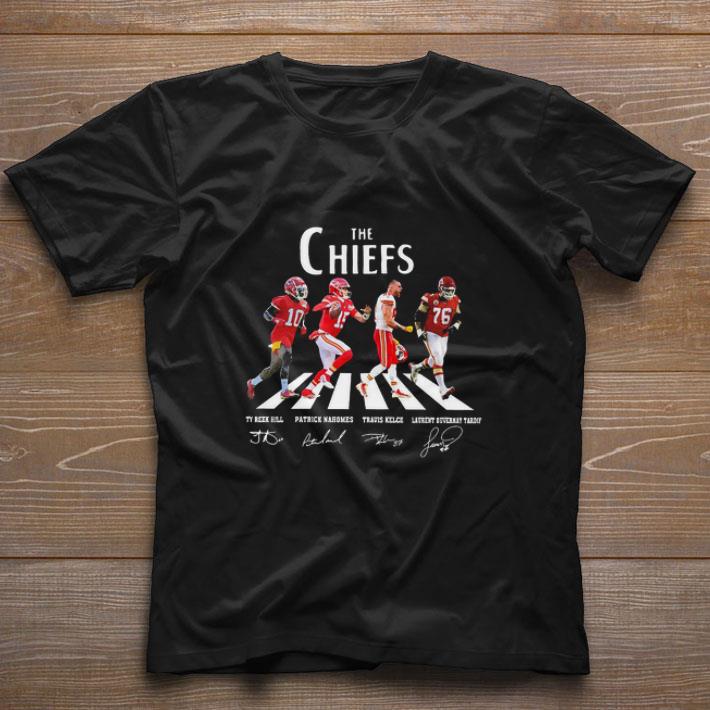 Funny The Chiefs Abbey Road Signatures Tyreek Hill Patrick Mahomes shirt