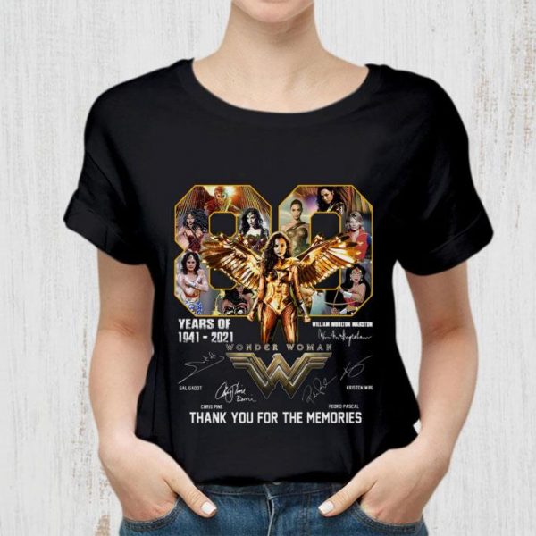 Awesome 80 years of 1941-2021 Wonder Woman Gal Gadot signatures shirt