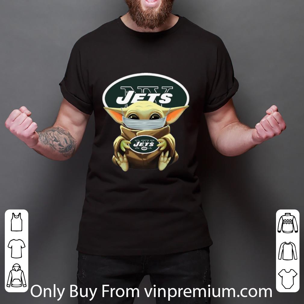 Pretty Star Wars Baby Yoda Face Mask Hug New York Jets shirt Pretty Star Wars Baby Yoda Face Mask Hug New York Jets shirt