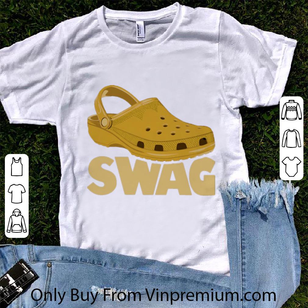 Top Croc Swag shirt