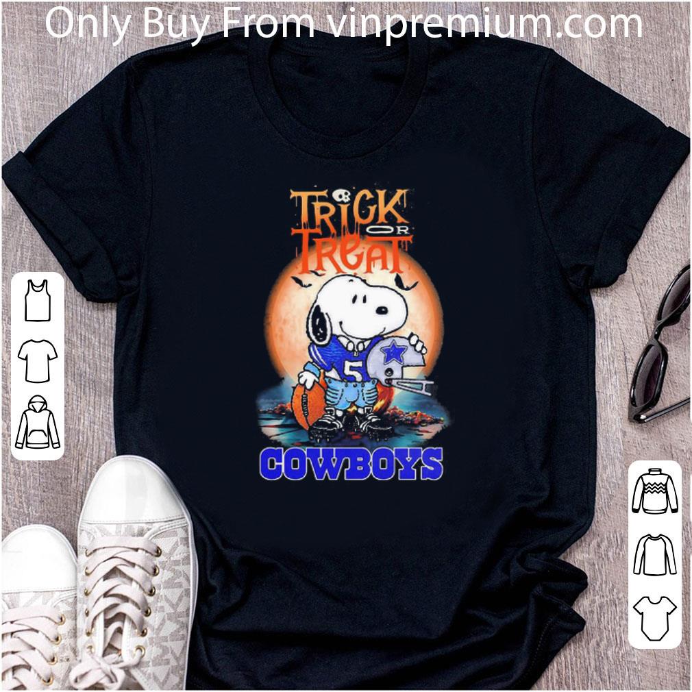 Great Vintage Easily Distracted By Cats And Tats Tattooist shirt