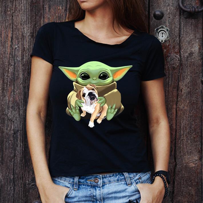Premium Star Wars Baby Yoda Hug Bulldog shirt