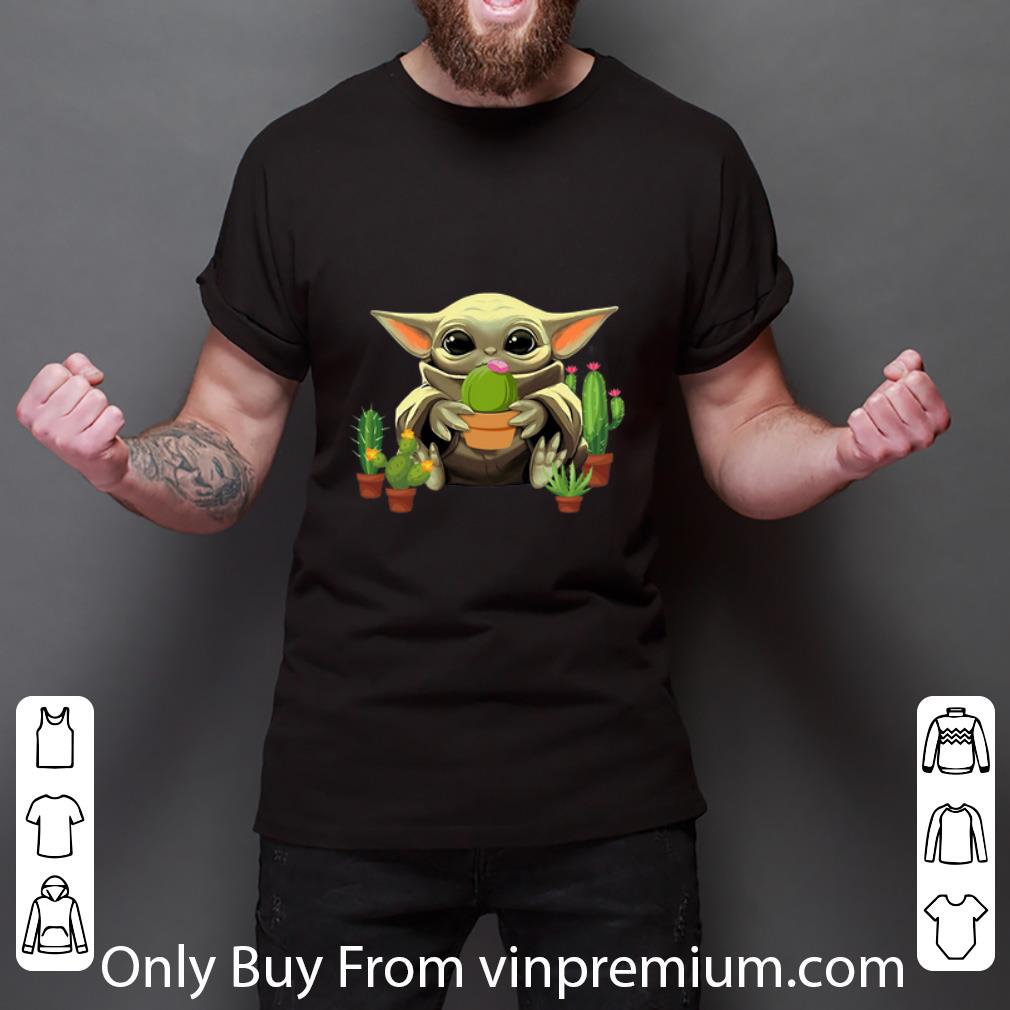 Original Baby Yoda Hug Cactus shirt Original Baby Yoda Hug Cactus shirt