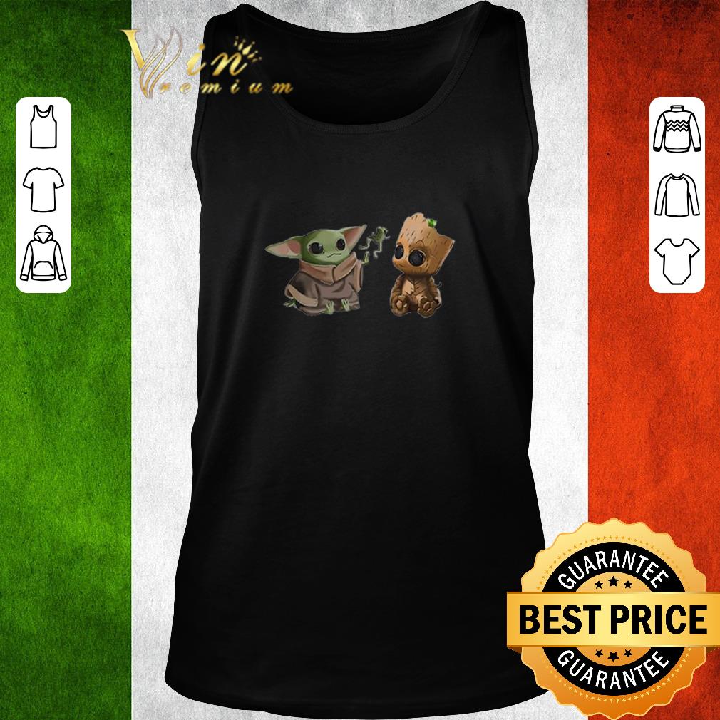 Top Baby Yoda And Baby Groot Frog shirt