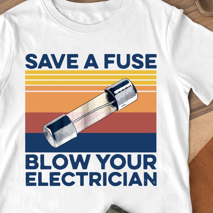 Ich bin die gluckliche person ich habe einen Verruckten Freund der oft flucht shirt