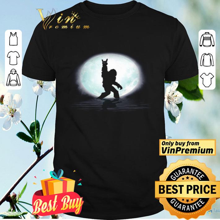 Bigfoot Rock And Roll Under The Moon shirt