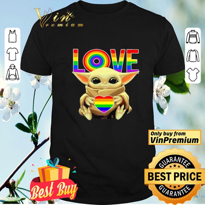 Lgbt star wars baby yoda hug love heart shirt