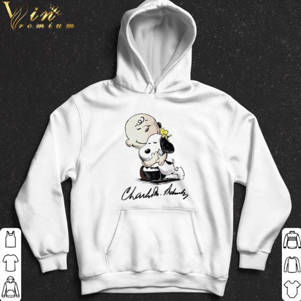 Charlie Brown hug Snoopy signature shirt 2