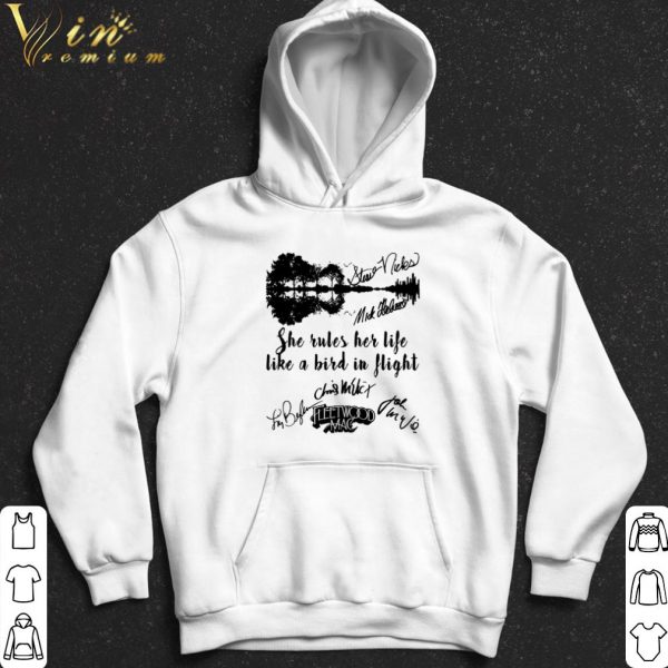 She Rules Her Life Like A Bird In Flight Fleetwood Mac Signature shirt 2