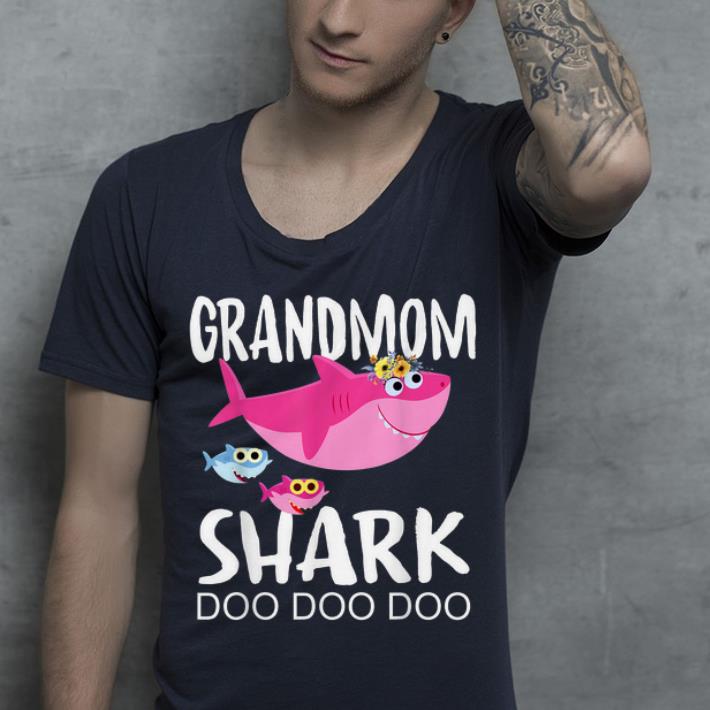 Grandmom Shark doo doo doo Mother day shirt Grandmom Shark doo doo doo Mother day shirt 4 - Grandmom Shark doo doo doo Mother day shirt