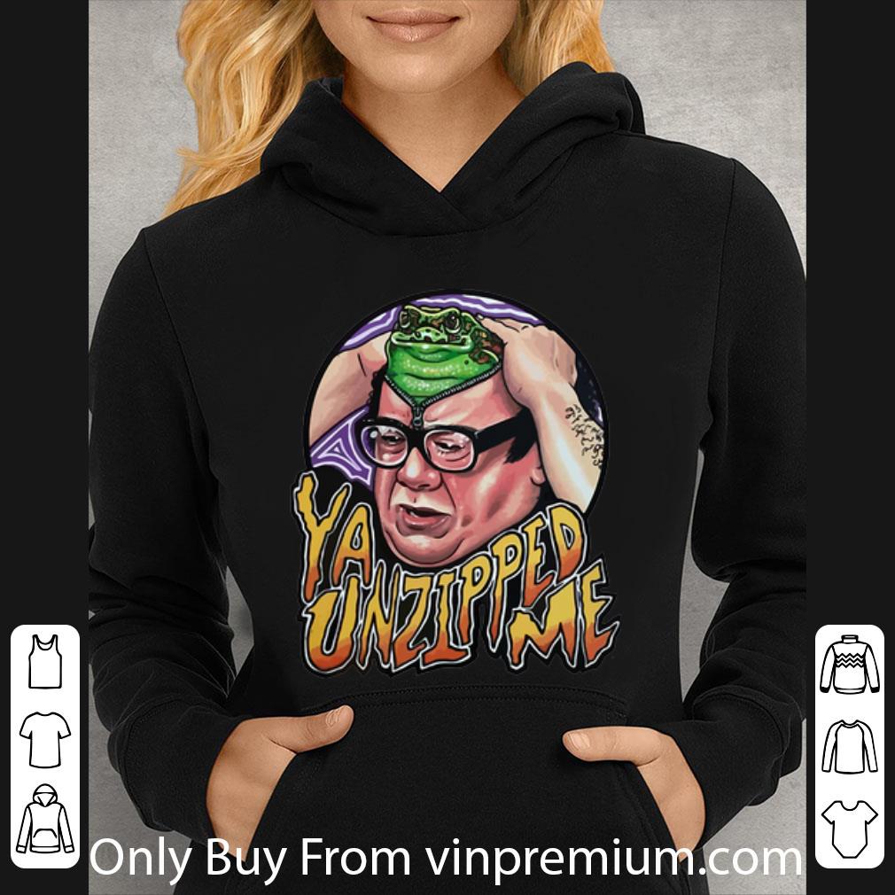 d896cd2a great frank reynolds ya unzipped me shirt 4 - Great Frank Reynolds Ya Unzipped Me shirt